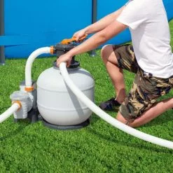 Pompe Filtre à Sable Bestway Flowclear™ 7.751 L/h - Avec Adaptateur 7 Pompe Filtre à Sable Bestway Flowclear™ 7.751 L/h - Avec Adaptateur -Pompe et filtre de piscine Soldes 19154510 3